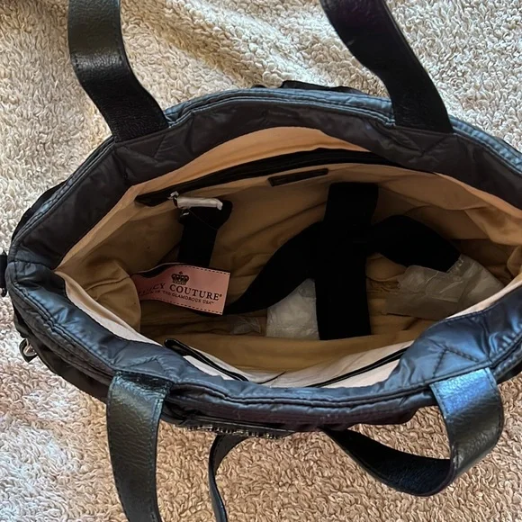 Juicy Couture black puffer bag with cross body strap NWOT - Picture 4 of 4
